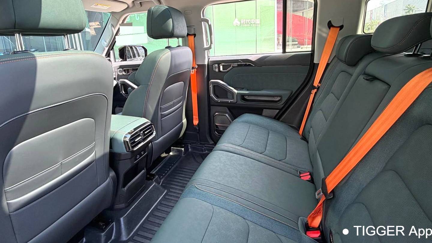 JETOUR 2023 Traveler 2.0T four-wheel drive Crossover PRO