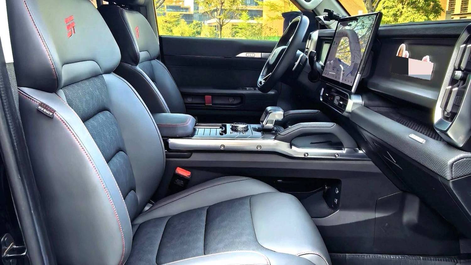 JETOUR 2024 Traveler 2.0T four-wheel drive Yueye PRO