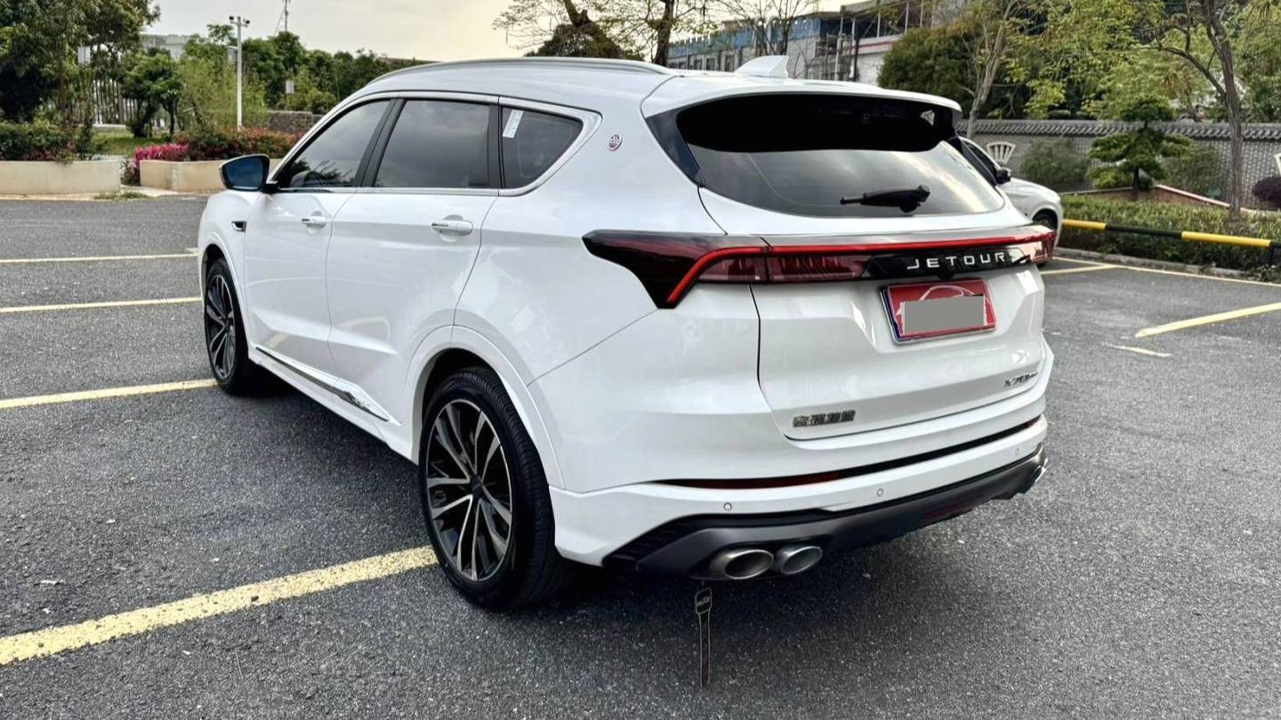 JETOUR 2021 X70 PLUS 1.6T DCT ground PRO 7 seats