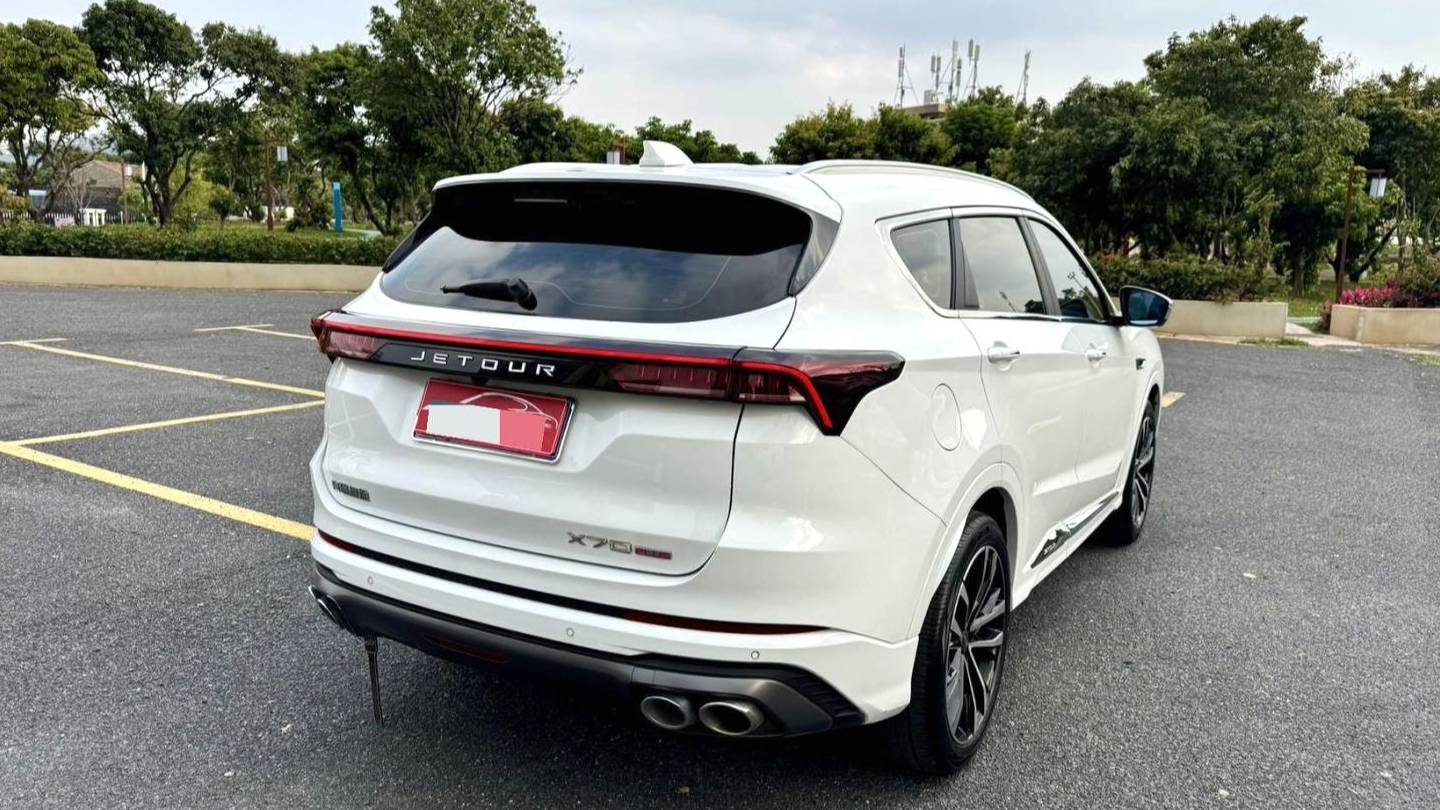 JETOUR 2021 X70 PLUS 1.6T DCT ground PRO 7 seats