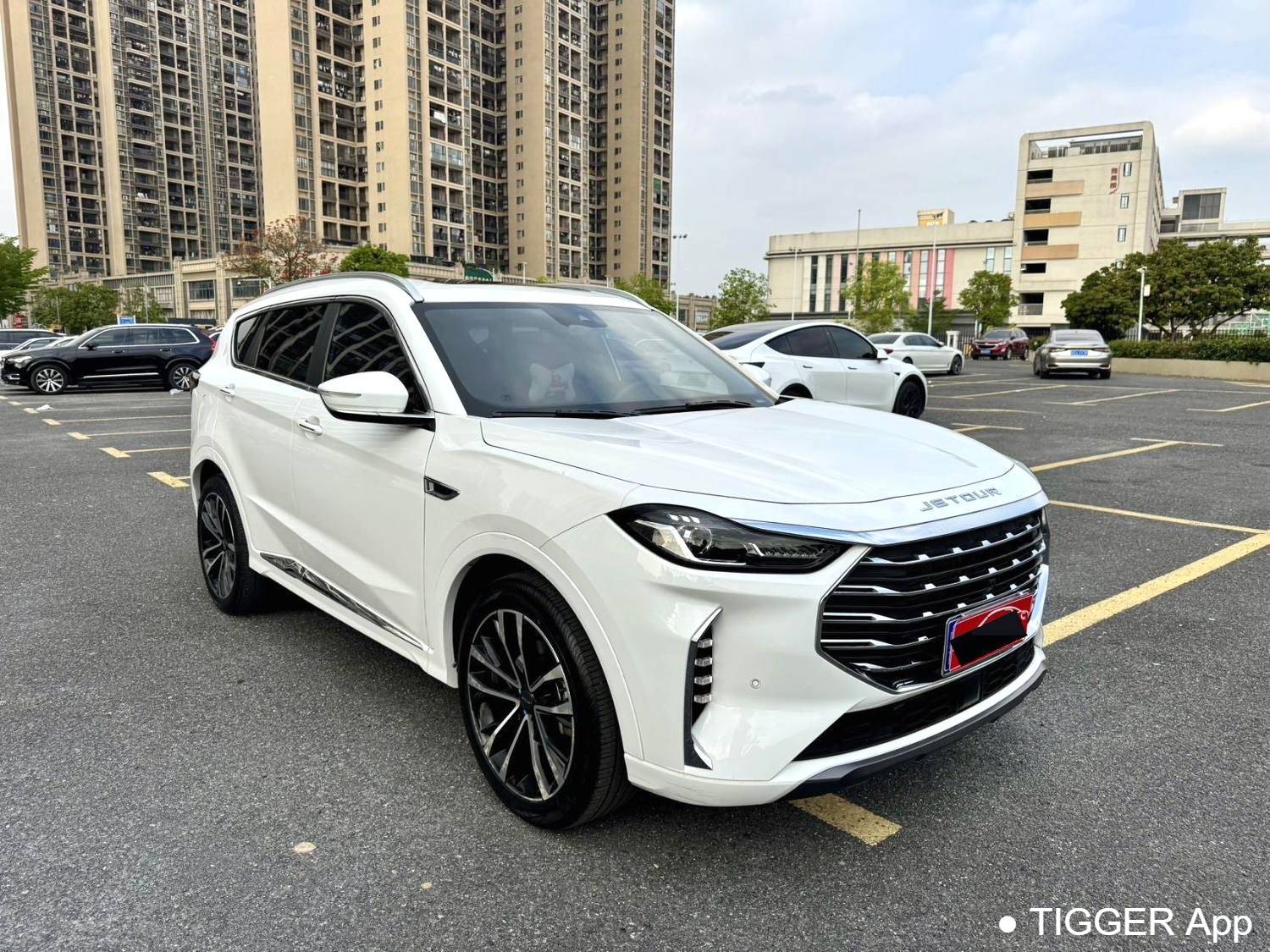 JETOUR 2021 X70 PLUS 1.6T DCT ground PRO 7 seats