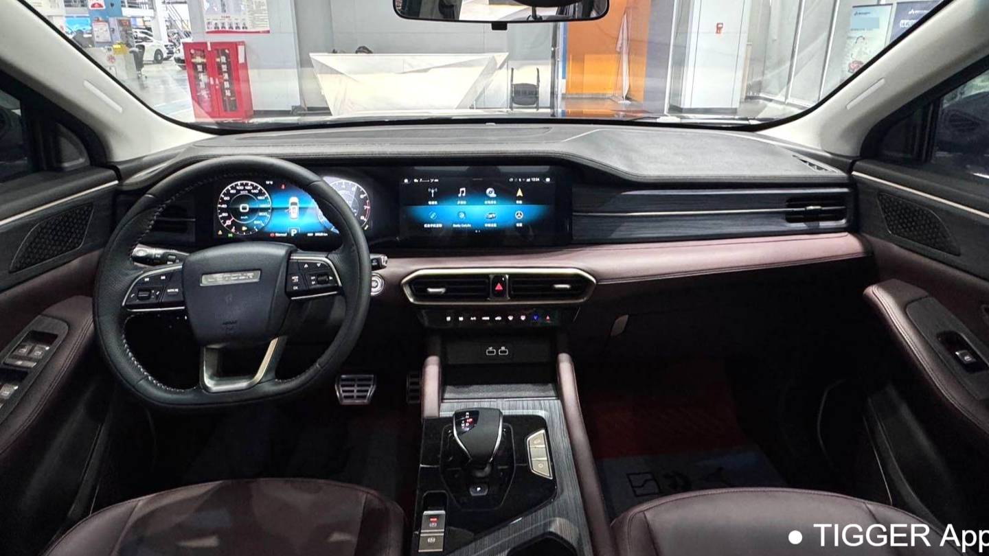 JETOUR 2023 X90 Zilong 2.0T DCT Constant Victory Edition 7-seater