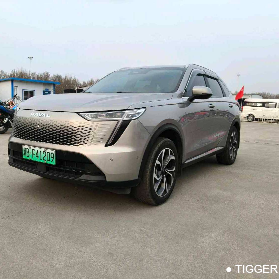HAVAL 2023 XIAOLONG MAX 1.5L Hi4 105 4WD Intelligent Flagship Edition Подержанный автомобиль