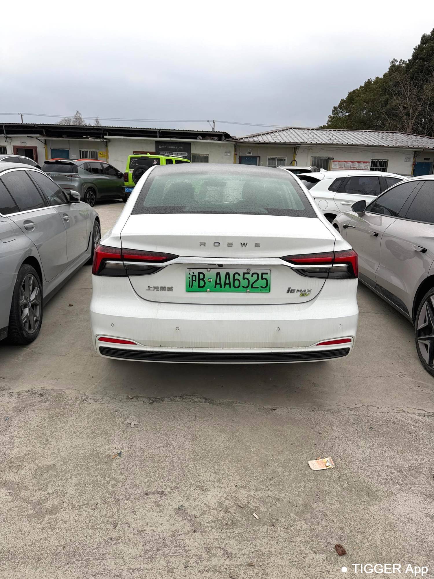 used ROEWE 2022 i6 MAX  EV 500 Skyroof Special Edition