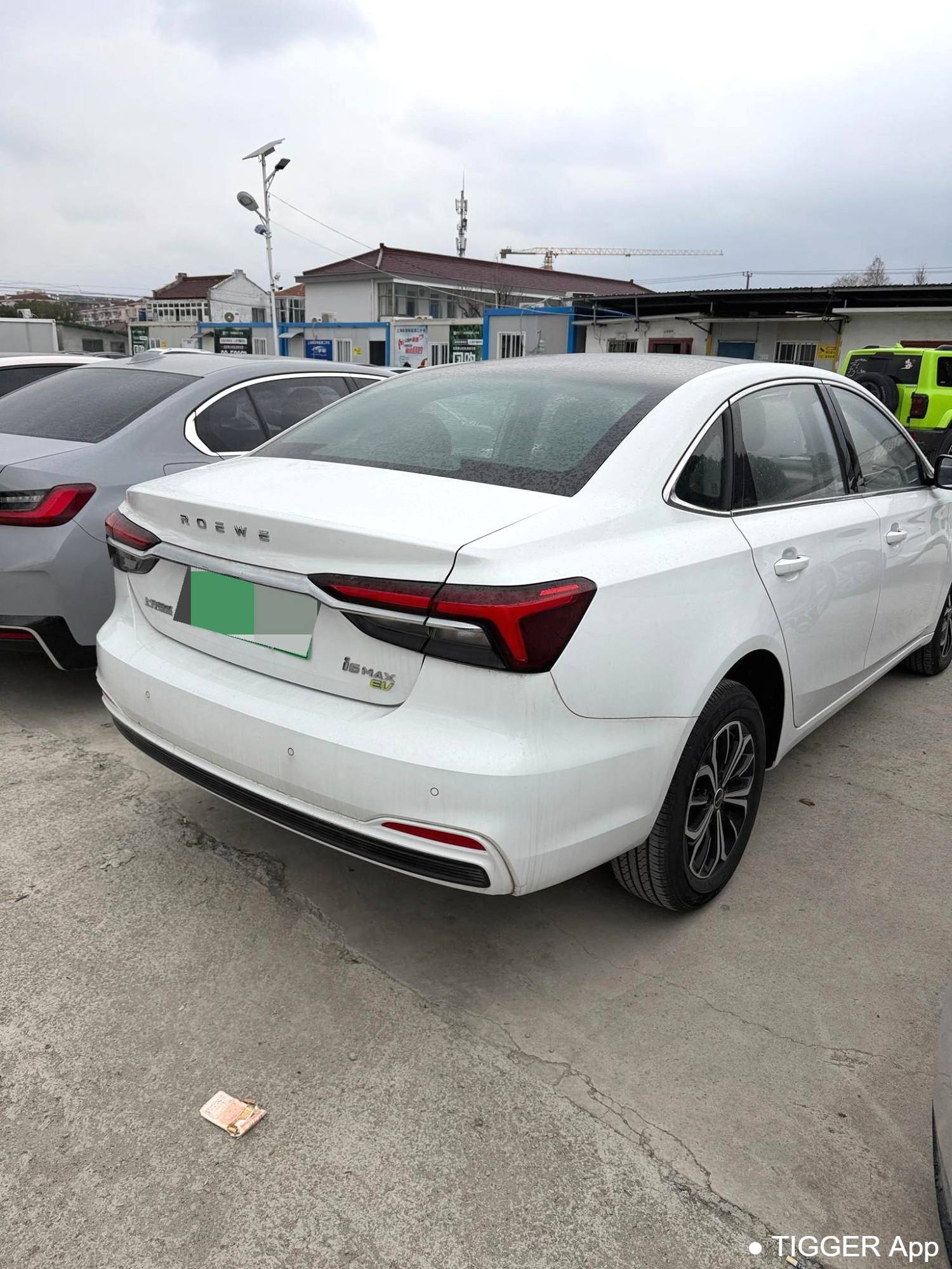 used ROEWE 2022 i6 MAX  EV 500 Skyroof Special Edition