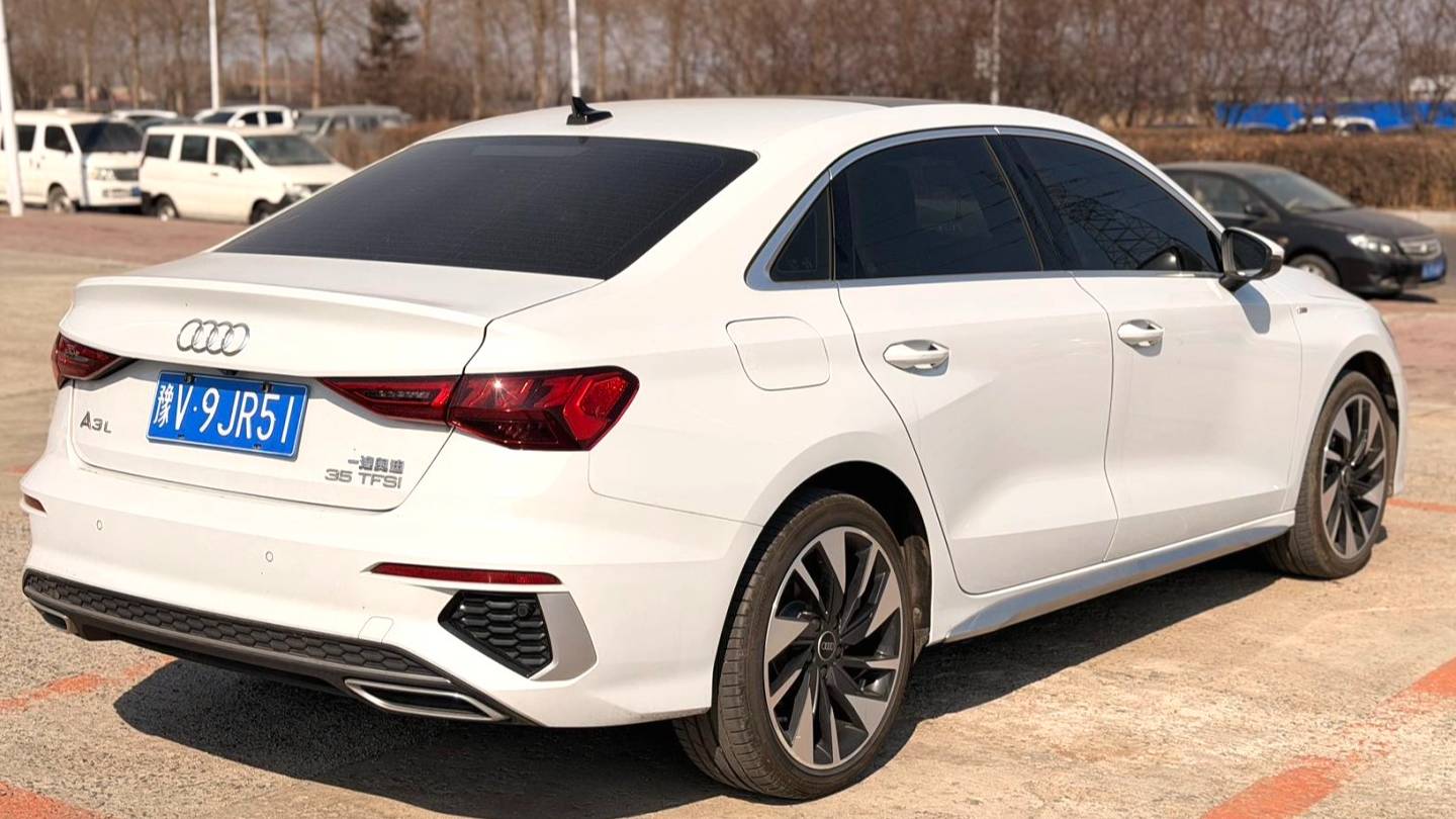 Audi 2023 A3 Upgraded A3L Limousine 35 TFSI Fashion Sport