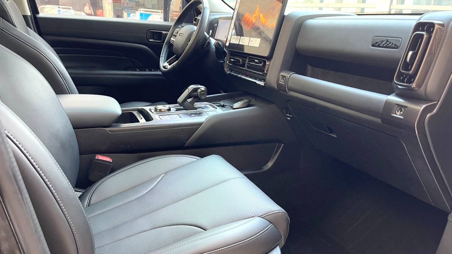 HAVAL 2024 H9 2.4T diesel four-wheel drive Extreme Edition