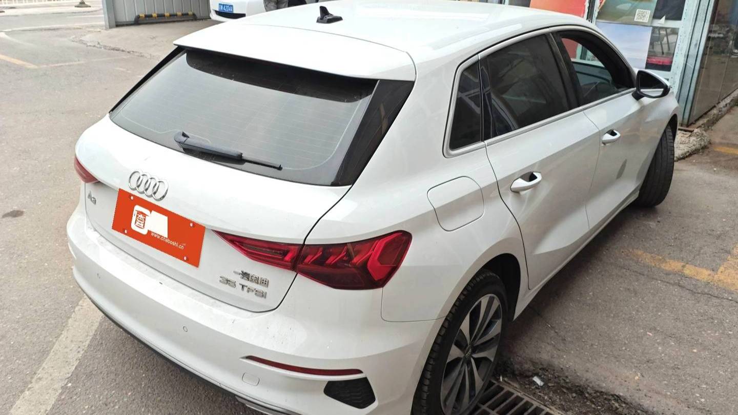 Audi 2021 A3 Sportback 35 TFSI Enterprising Elegant Type