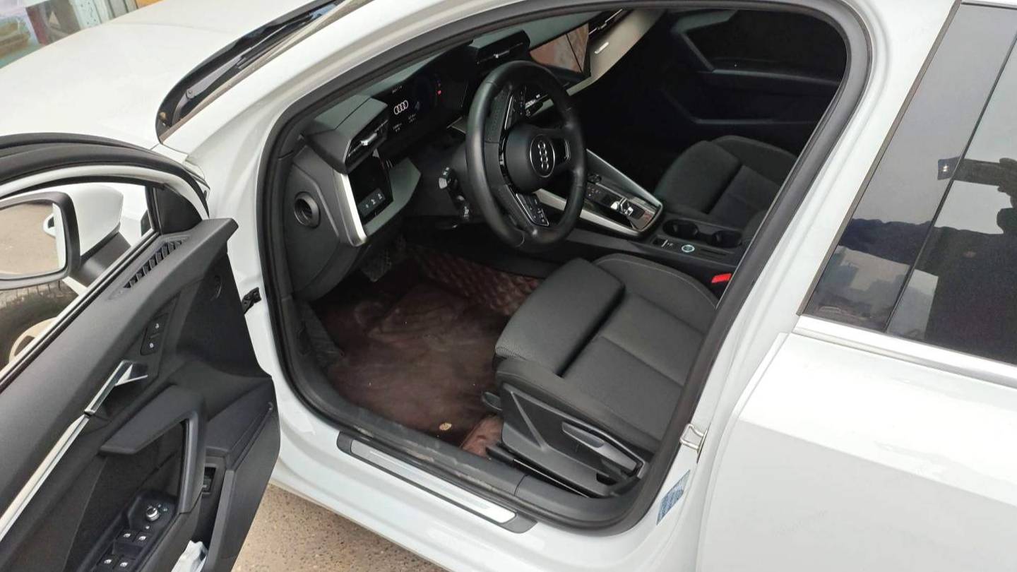 Audi 2021 A3 Sportback 35 TFSI Enterprising Elegant Type