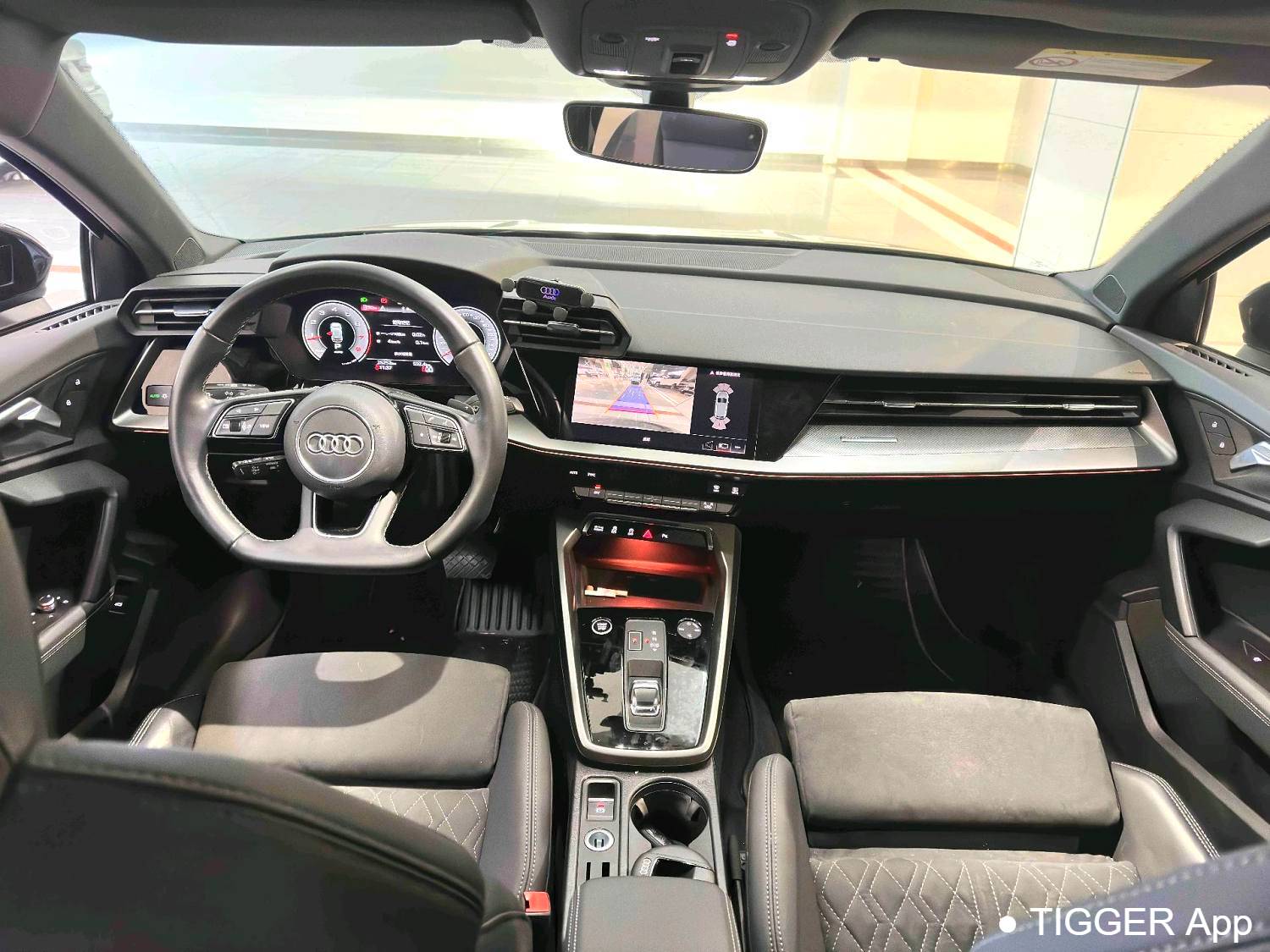 Audi 2022 A3 Sportback 35 TFSI Luxury Sport