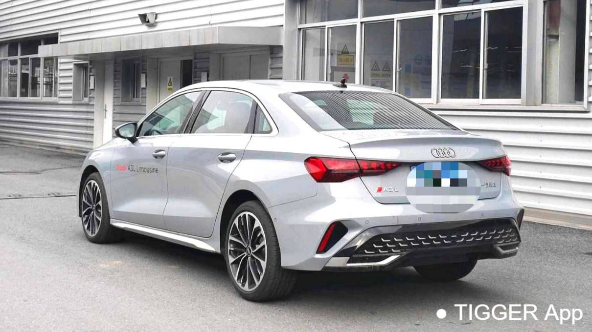 Audi 2025 A3 A3L Limousine 35TFSI Flying Premium+Luxury Selection Package