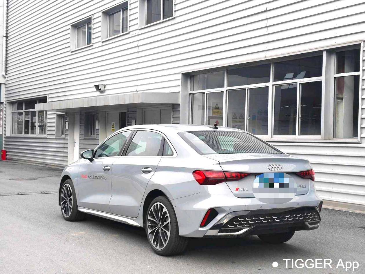 Audi 2025 A3 A3L Limousine 35TFSI Flying Premium+Luxury Selection Package