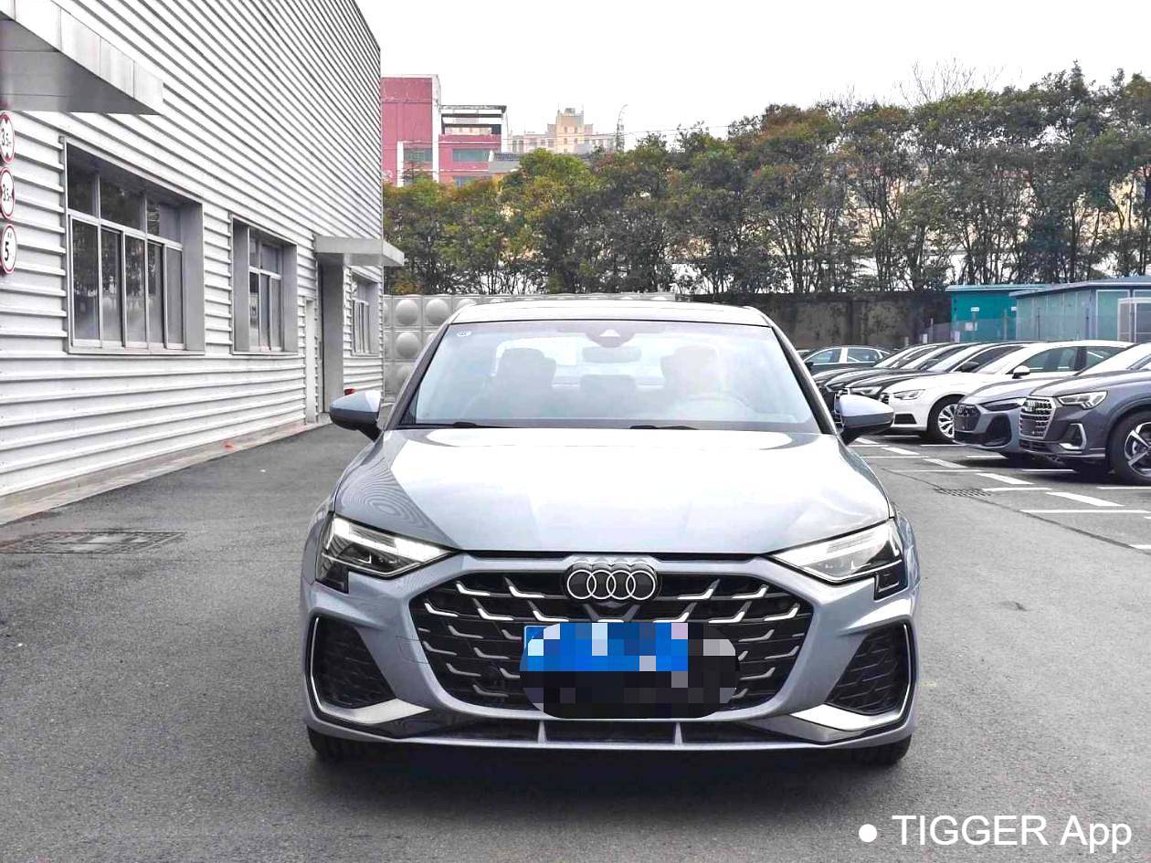 Audi 2025 A3 A3L Limousine 35TFSI Flying Premium+Luxury Selection Package