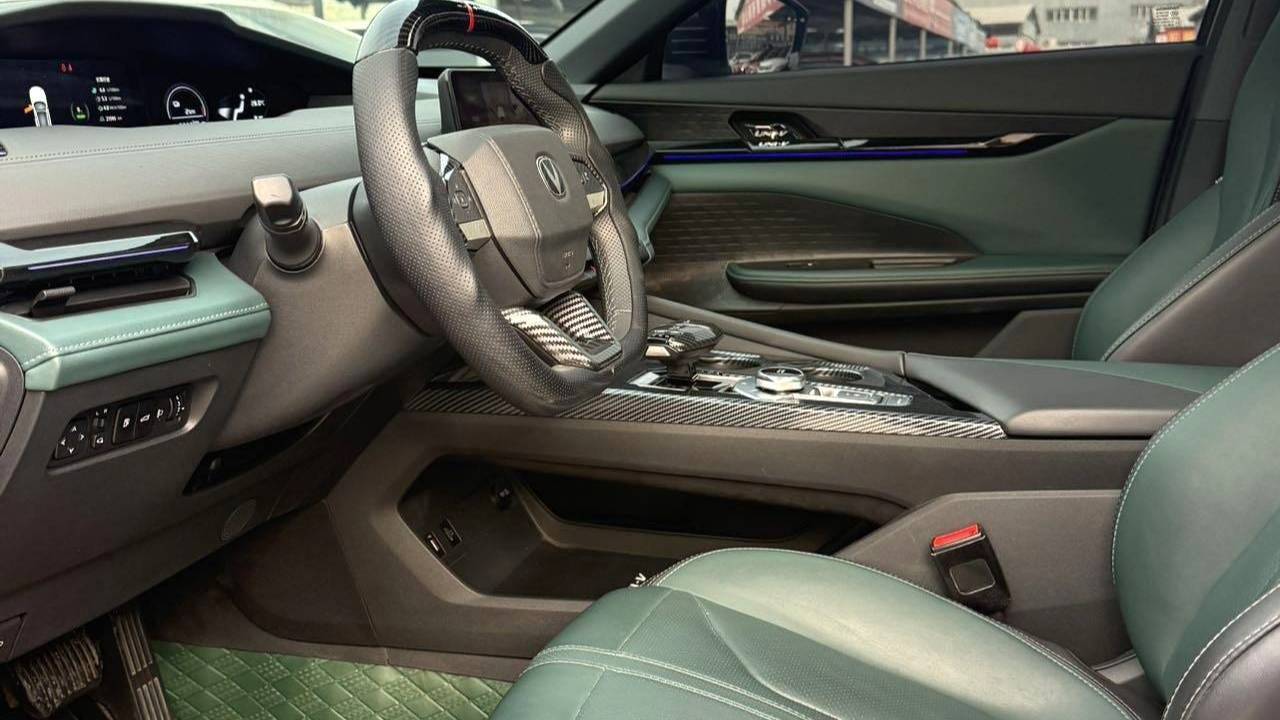 Changan 2024 UNI-V iDD‌ Blue Whale Intelligent Electric iDD 136km Smart Prestige Type