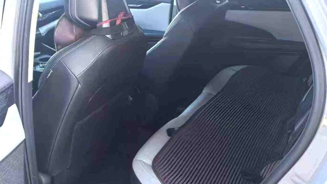 Changan 2023 UNI-V iDD‌ Smart iDD 1.5T 113km Smart Cool Model