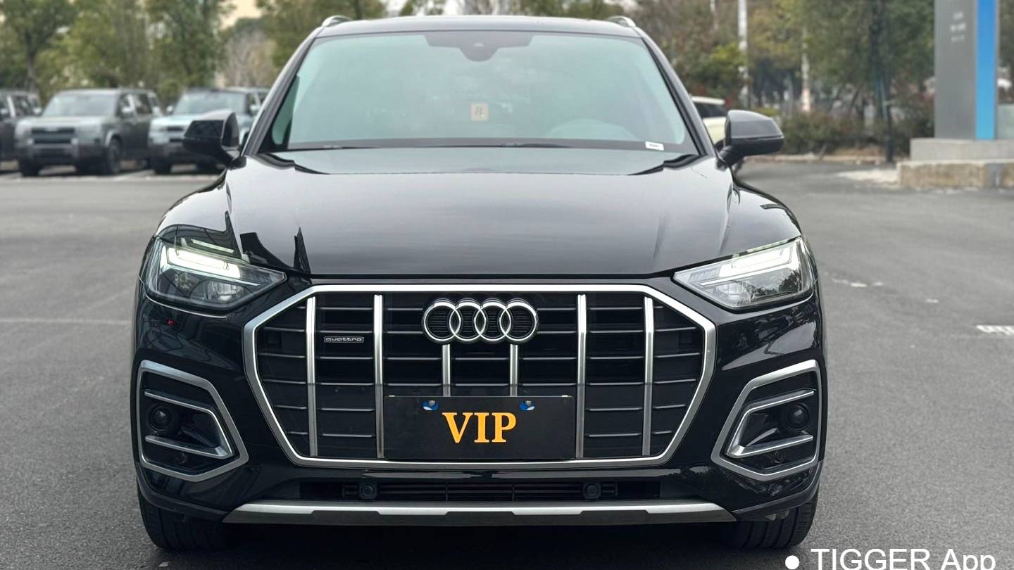 Audi 2023 Q5L Sportback 45 TFSI Luxury