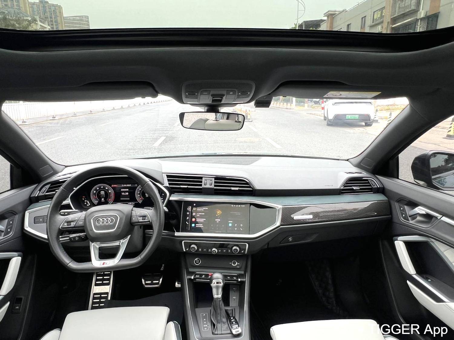 Audi 2023 Q3 Sportback Upgraded 45 TFSI quattro Fashion Style