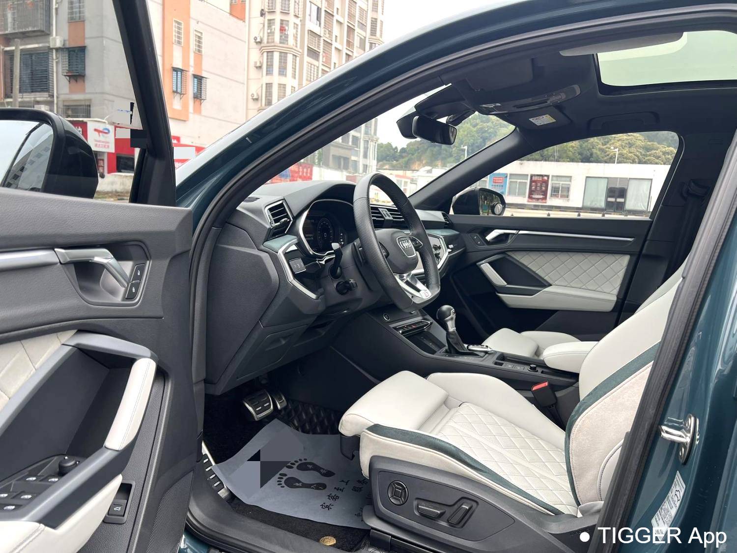 Audi 2023 Q3 Sportback Upgraded 45 TFSI quattro Fashion Style