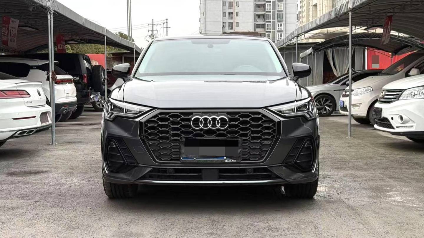 Audi 2023 Q3 Sportback 40 TFSI Fashion Type