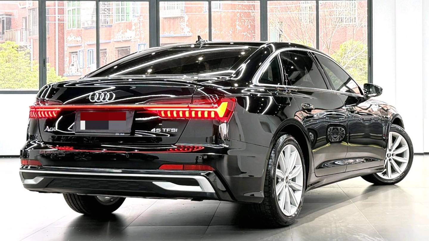 Audi 2024 A6L 45 TFSI Selected Dynamic Type