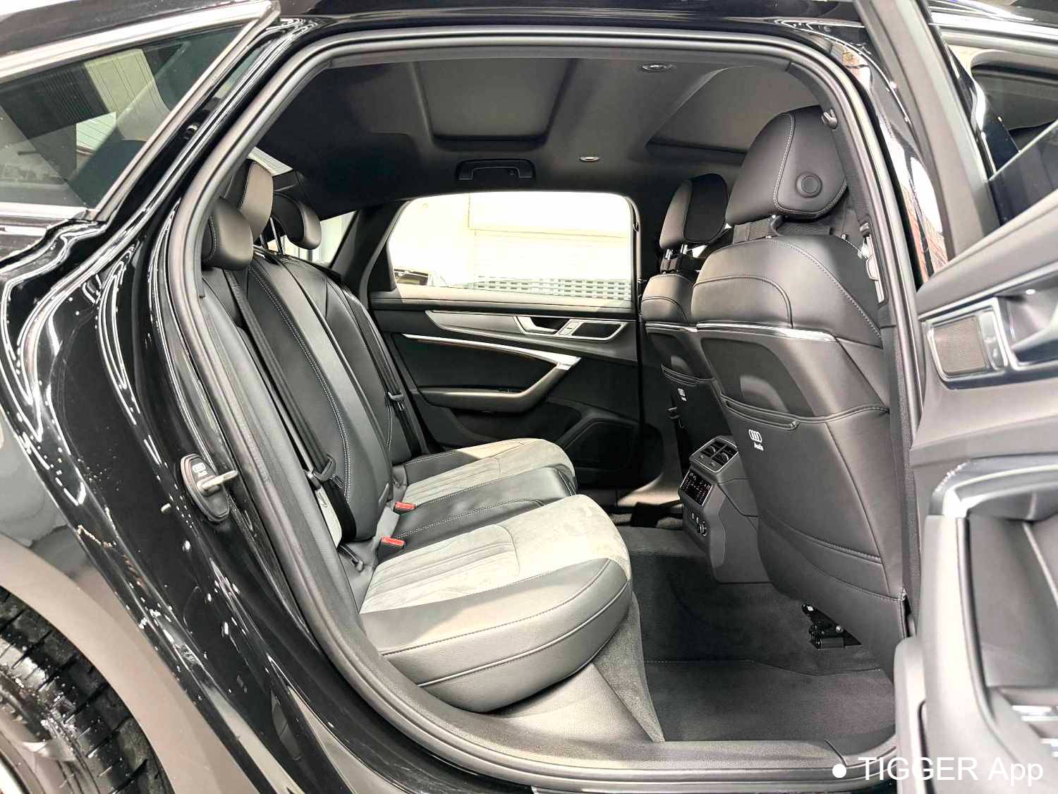 Audi 2024 A6L 45 TFSI Selected Dynamic Type