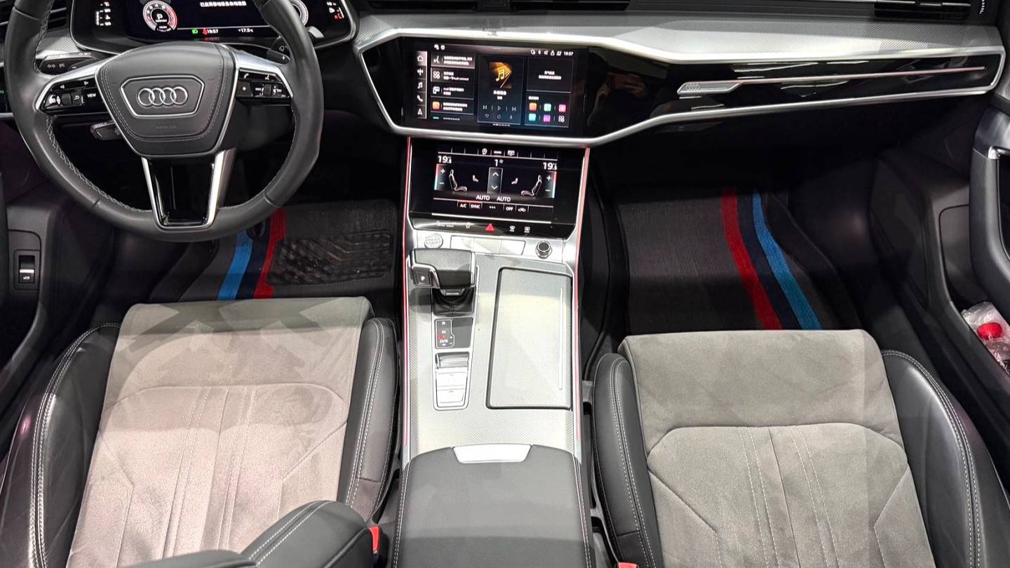 Audi 2023 A6L 40 TFSI Luxury Elegant Type