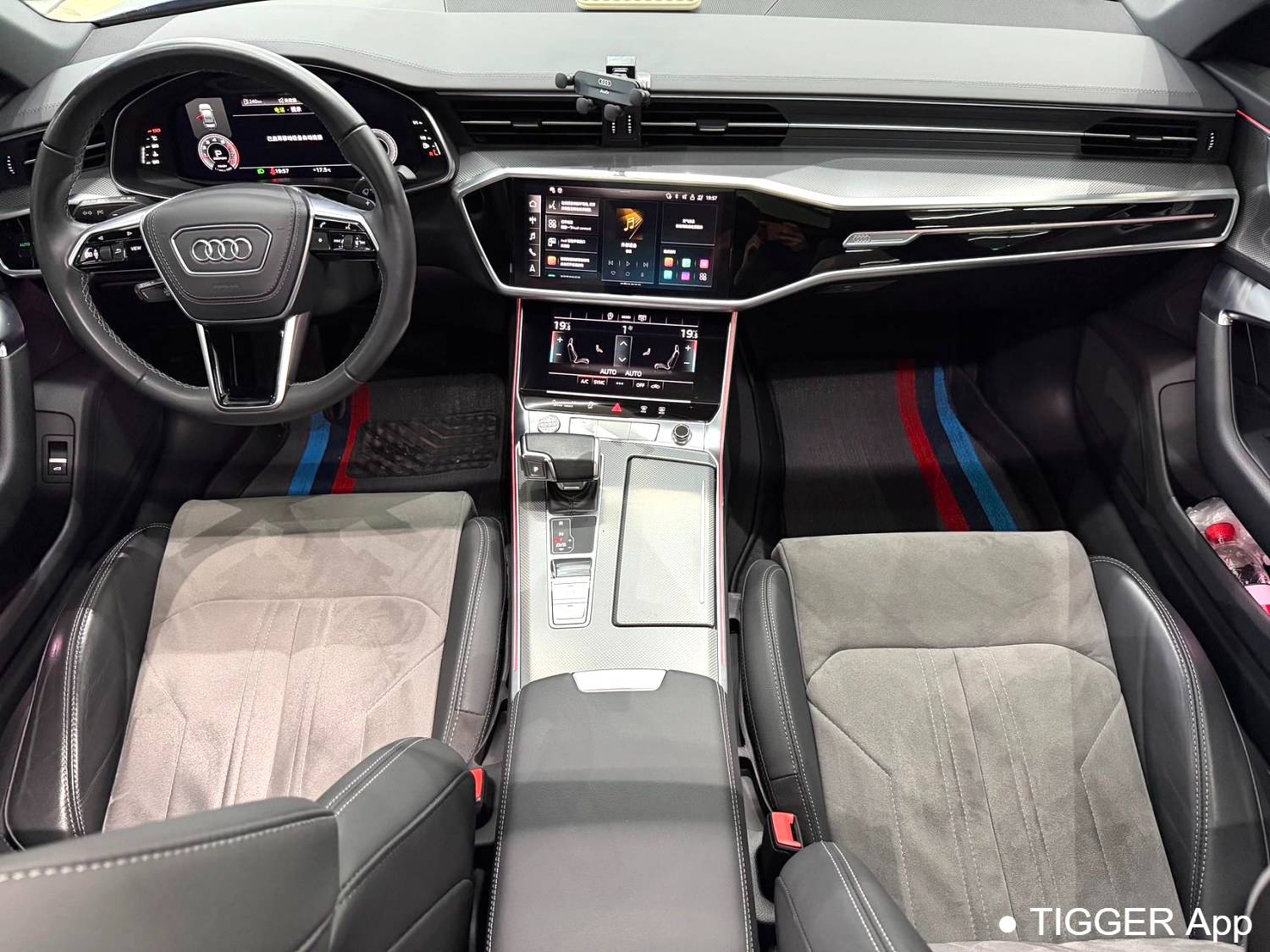 Audi 2023 A6L 40 TFSI Luxury Elegant Type