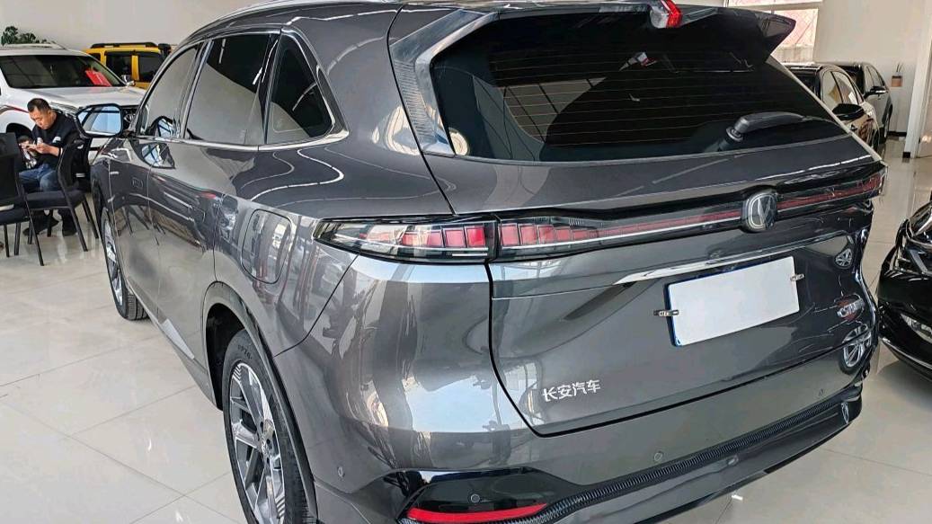 Changan 2025 CS75PLUS The fourth generation 1.5T new Blue Whale intelligent flagship