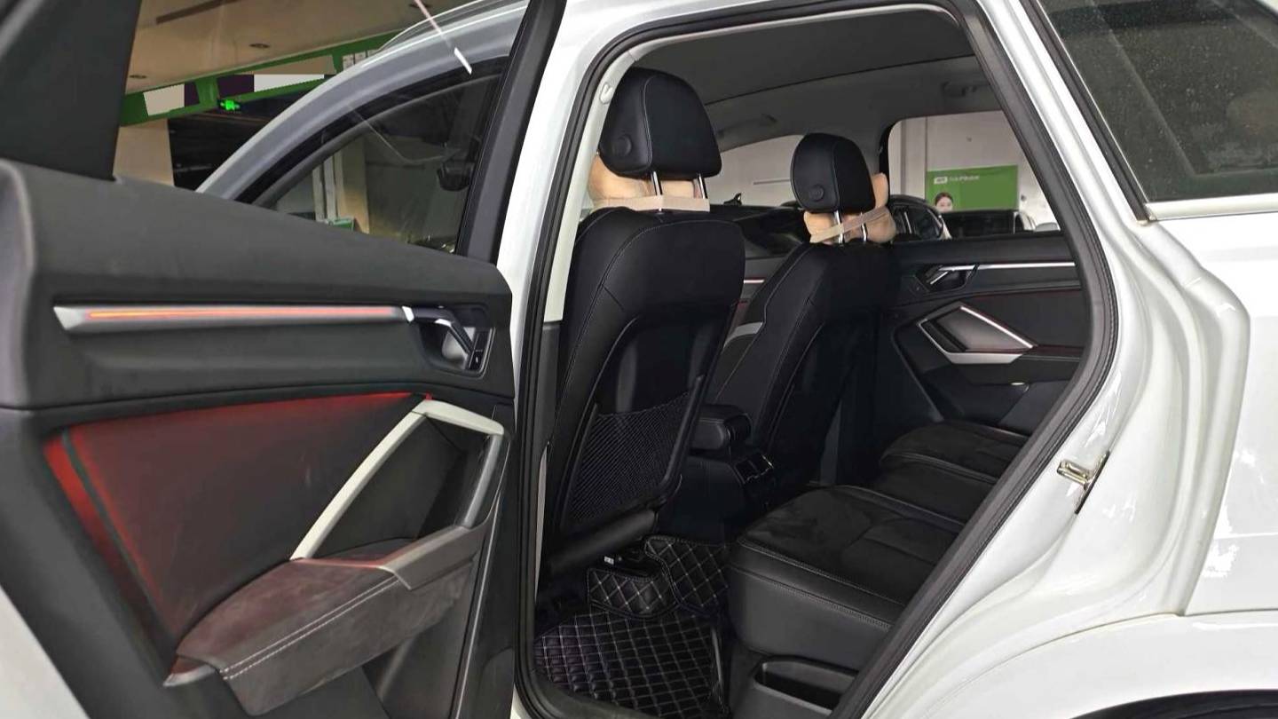 Audi 2022 Q3 35 TFSI Fashion Elegant Style