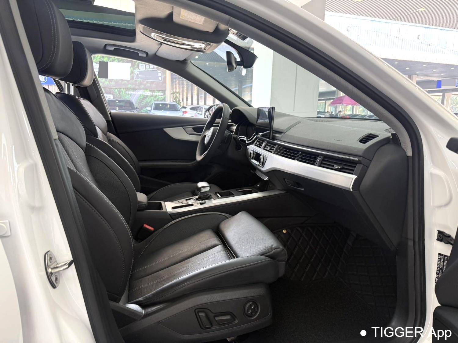 Audi 2024 A4L 40 TFSI Luxury Dynamic Model