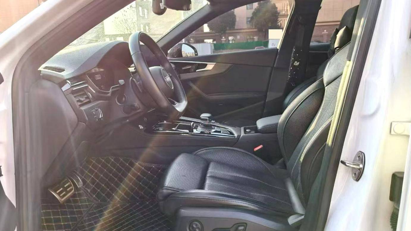 Audi 2024 A4L 40 TFSI Fashion Dynamic Type