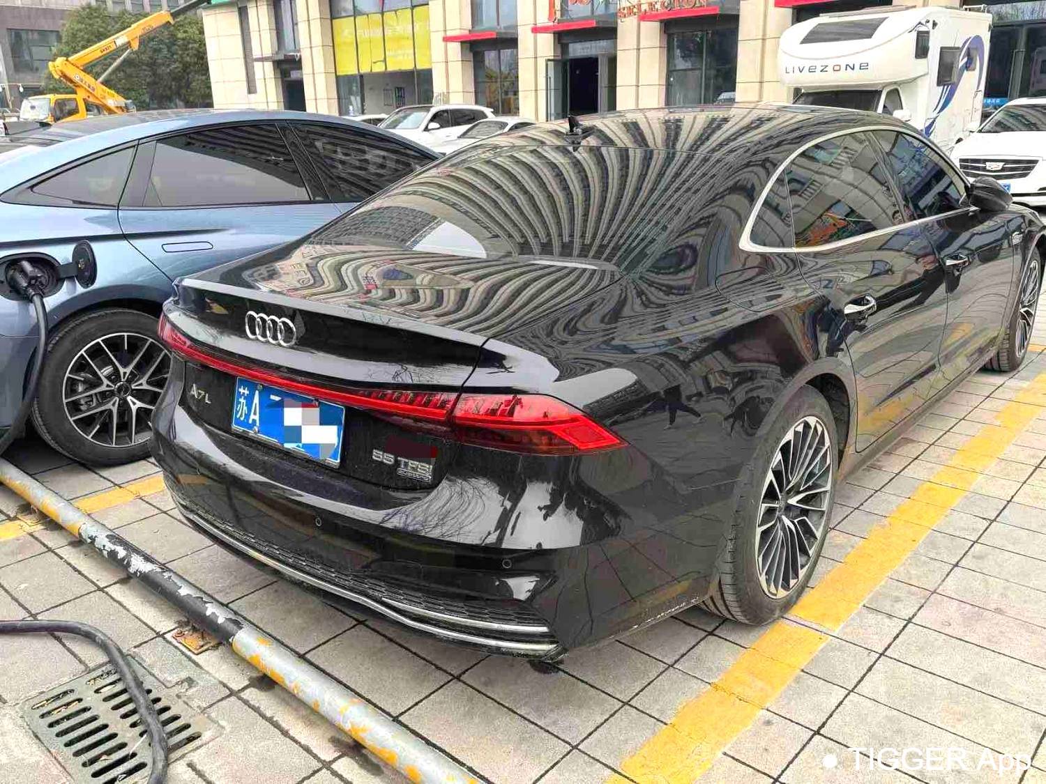 Audi 2025 A7L 45 TFSI Luxury