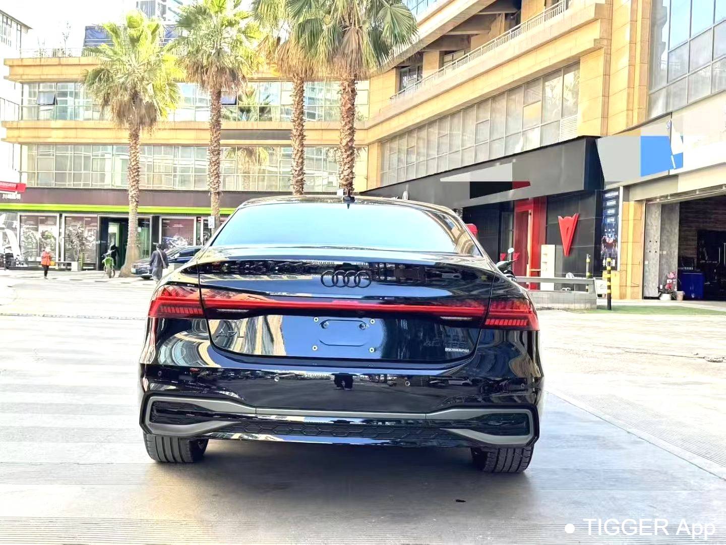 Audi 2024 A7L 45 TFSI quattro Black Knight Edition