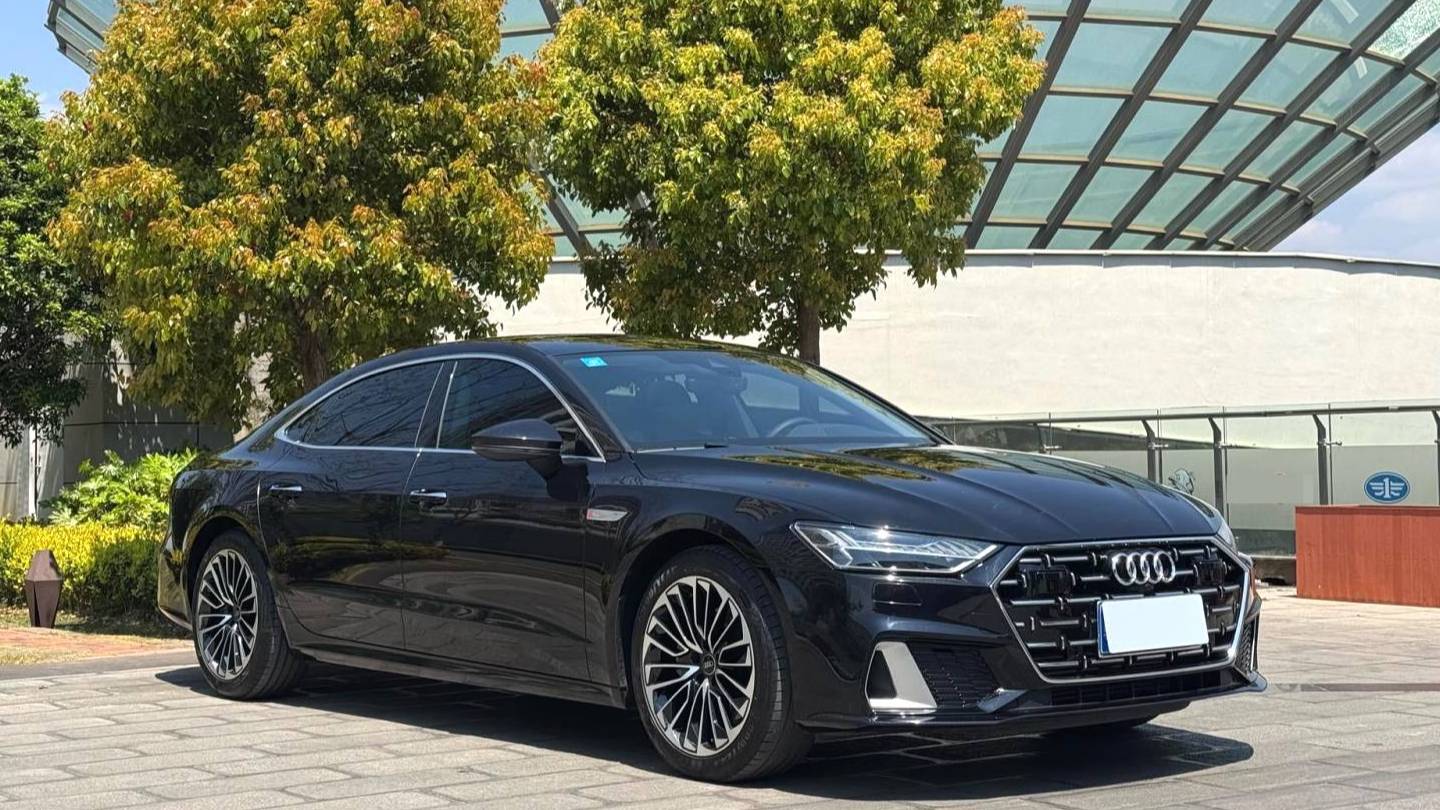 Audi 2024 A7L 45 TFSI S-line Dream Building Flow Crystal Set