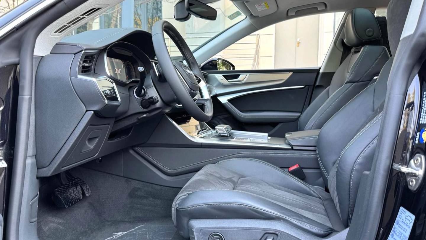 Audi 2024 A7L 45 TFSI S-line Dream Building Flow Crystal Set