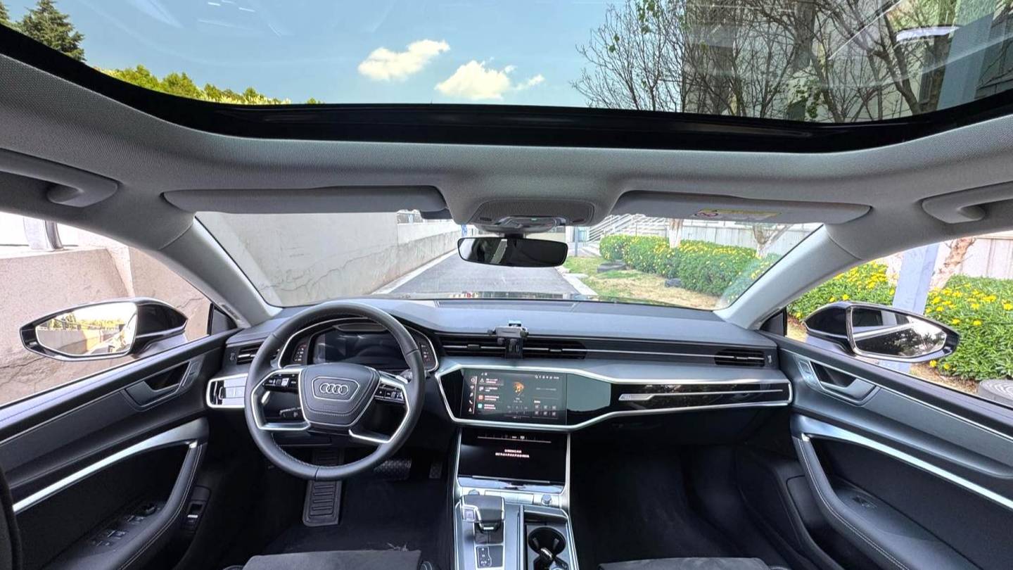 Audi 2024 A7L 45 TFSI S-line Dream Building Flow Crystal Set