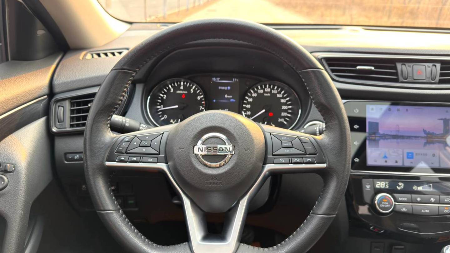 NISSAN 2023 X-TRAIL Classic 2.0L 2WD Zhilian Zhenxiang Edition