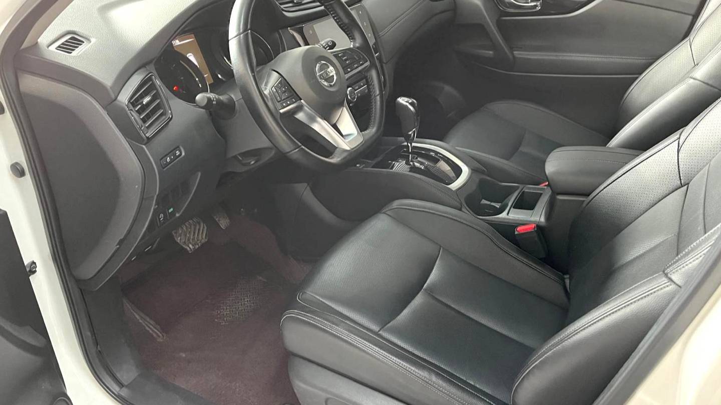 NISSAN 2023 X-TRAIL Classic 2.0L 2WD Zhilian Zhenxiang Edition