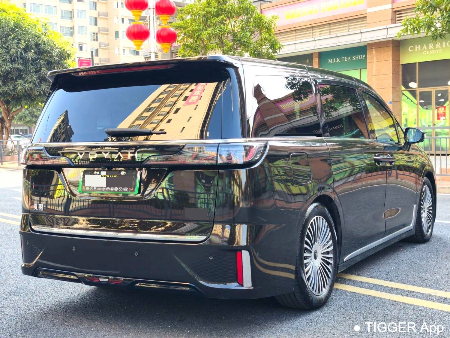 used VOYAH 2025 DREAM PHEV four-wheel drive flagship Qiankun version