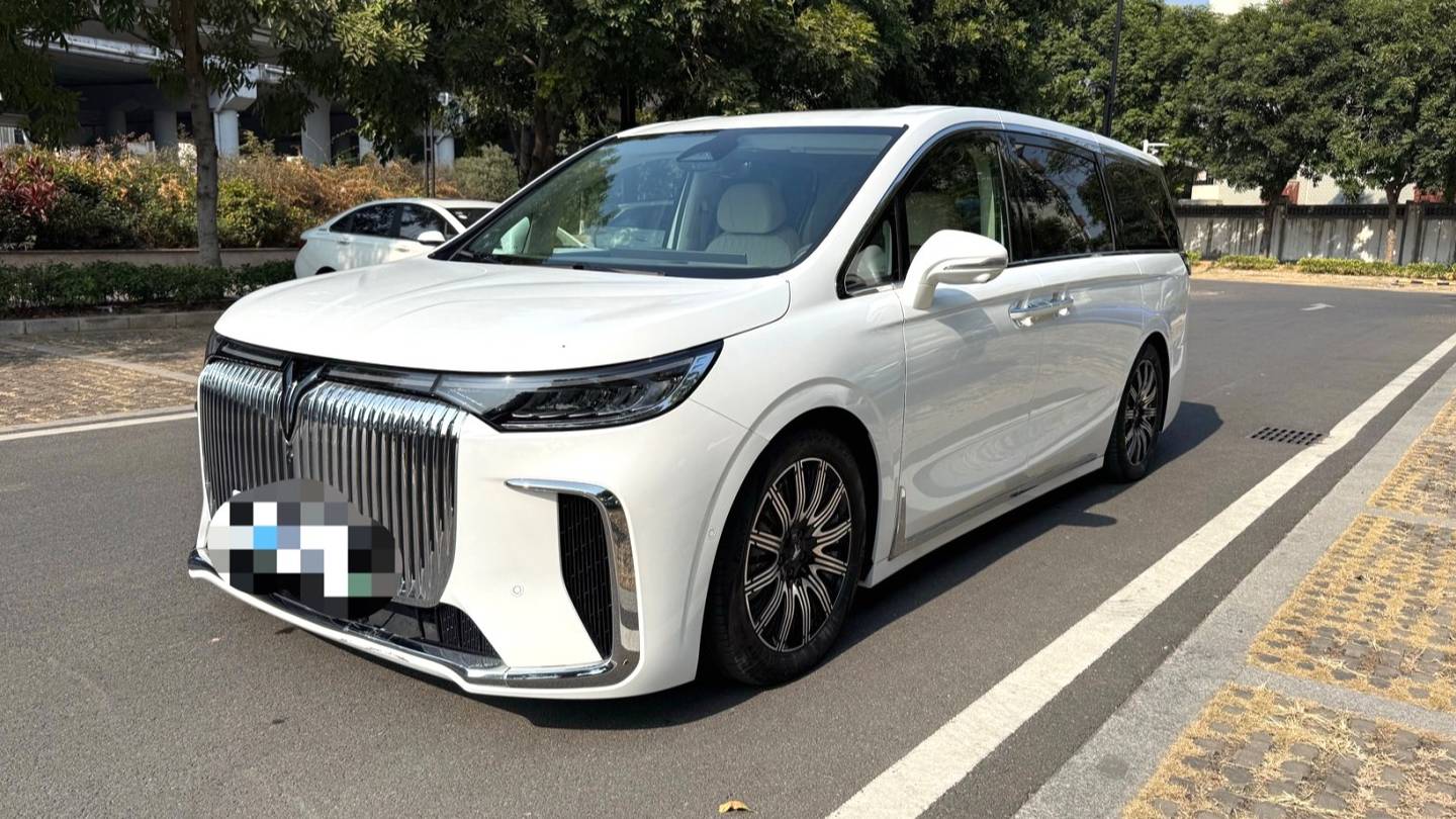 VOYAH 2025 DREAM PHEV four-wheel drive flagship Kunpeng version
