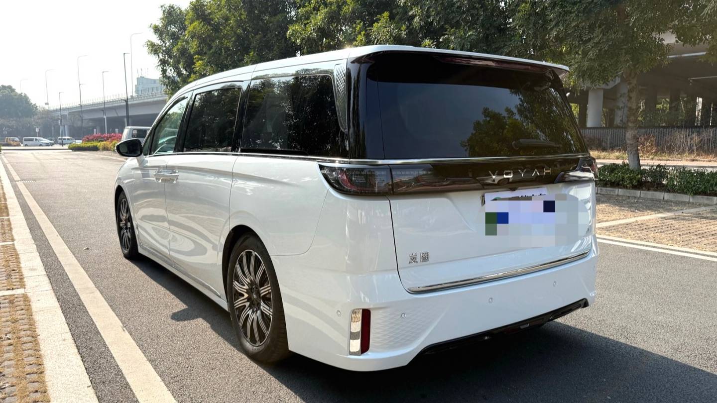 VOYAH 2025 DREAM PHEV four-wheel drive flagship Kunpeng version