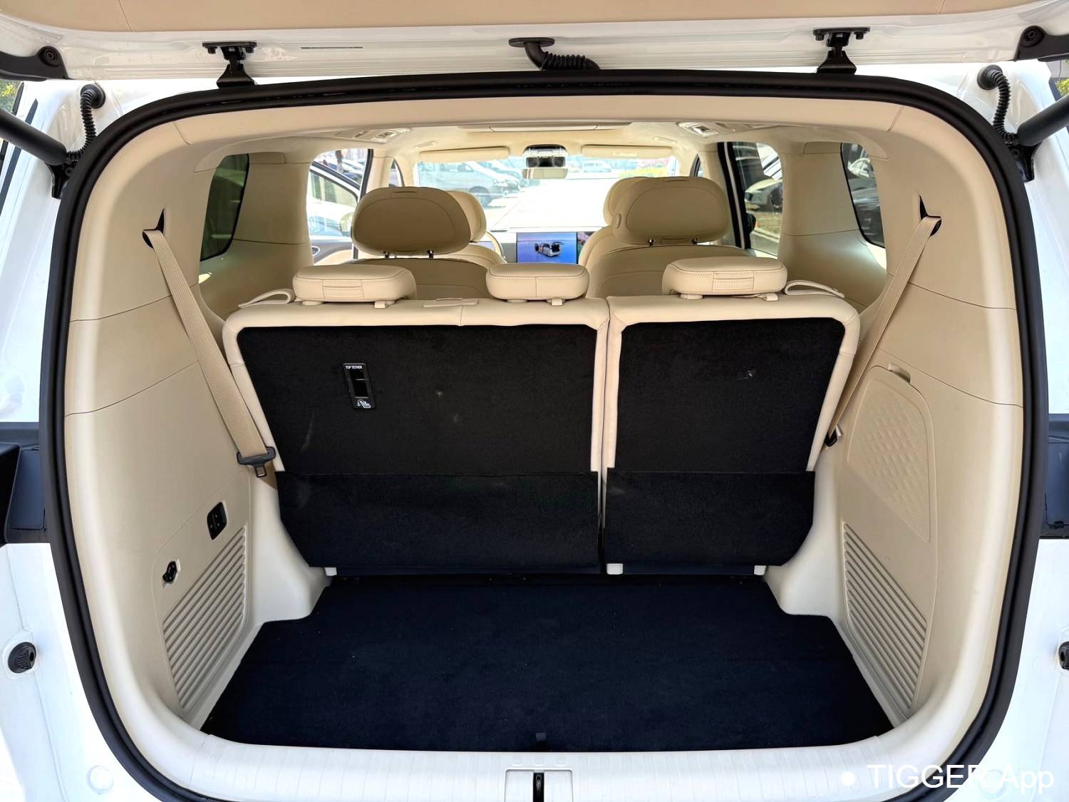 used VOYAH 2025 DREAM PHEV four-wheel drive flagship Kunpeng version