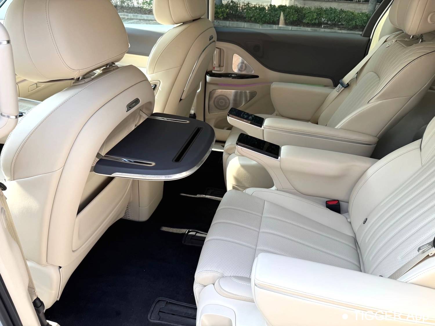 used VOYAH 2025 DREAM PHEV four-wheel drive flagship Kunpeng version