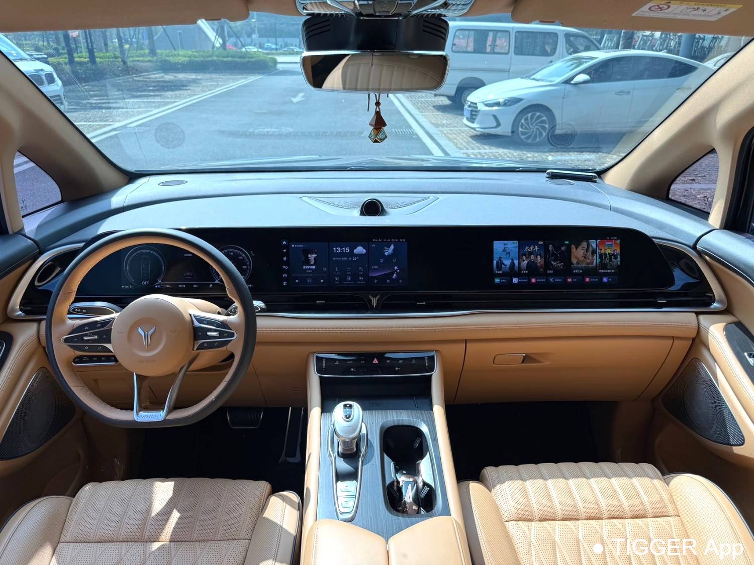 used VOYAH 2022 DREAM Low carbon version dream+smart package