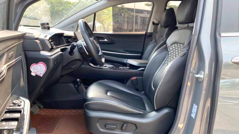 HYUNDAI 2021 Custo 380TGDi LUX Premium Smart Love Premium Edition