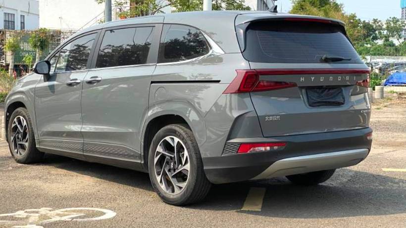 HYUNDAI 2021 Custo 380TGDi LUX Premium Smart Love Premium Edition