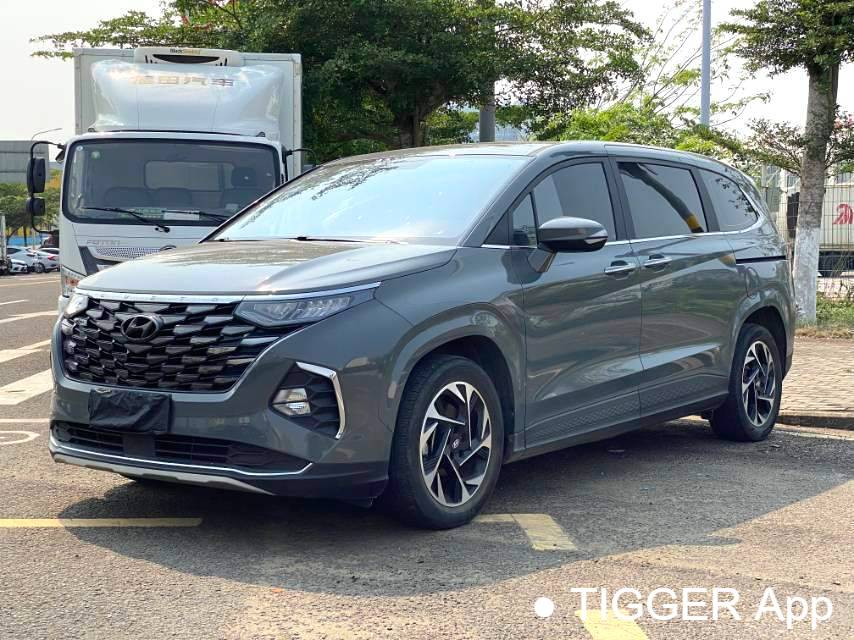 HYUNDAI 2021 Custo 380TGDi LUX Premium Smart Love Premium Edition