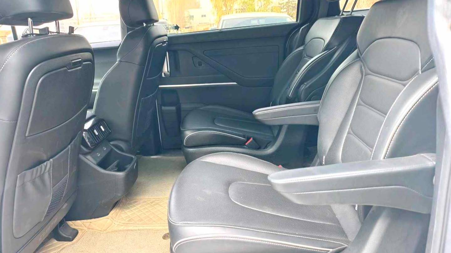 HYUNDAI 2024 Custo 270TGDi LUX Premium Edition