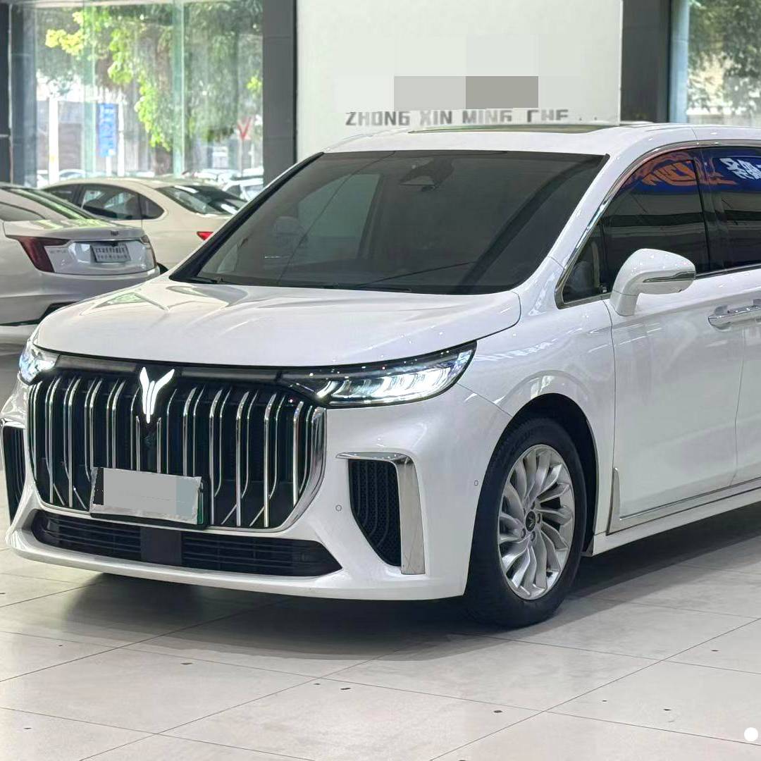VOYAH 2024 DREAM PHEV Ultra Long Range Flagship Edition Подержанный автомобиль