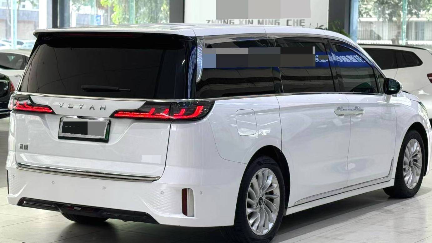 VOYAH 2024 DREAM PHEV Ultra Long Range Flagship Edition